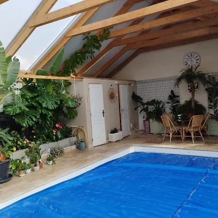 فندق مبيت وإفطار L'ecrin Des Roches 3*