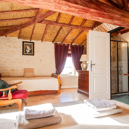 L'ecrin Des Roches 3* Le Langon
