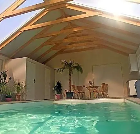 Bed & Breakfast L'ecrin Des Roches 3*