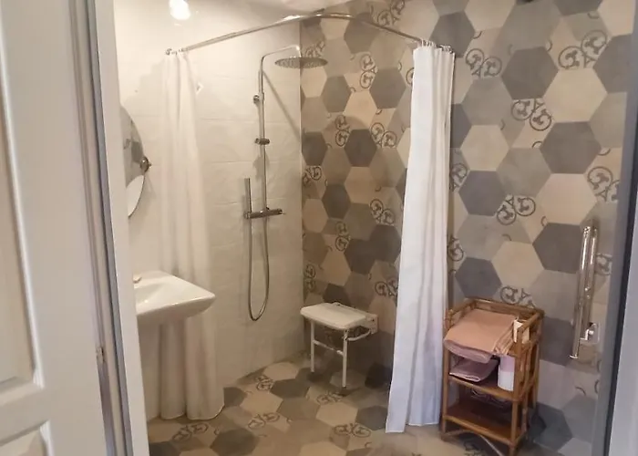 L'ecrin Des Roches Le Langon